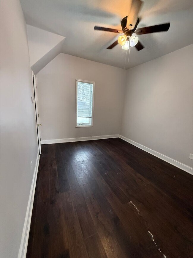 Foto del edificio - 532 S 16th St