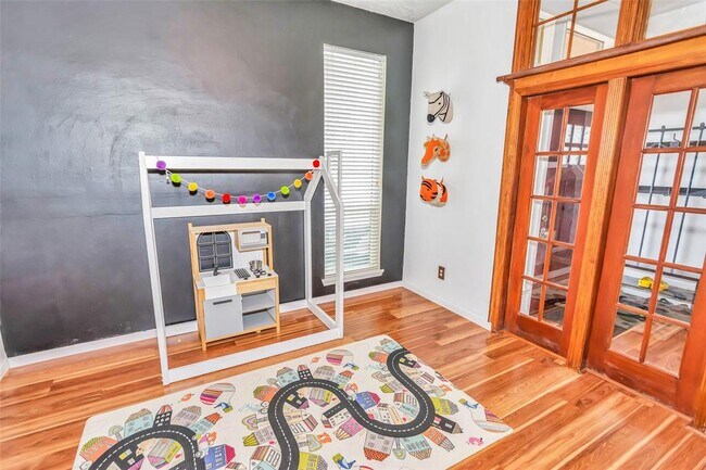 Foto del edificio - 13630 Cedar Point Dr