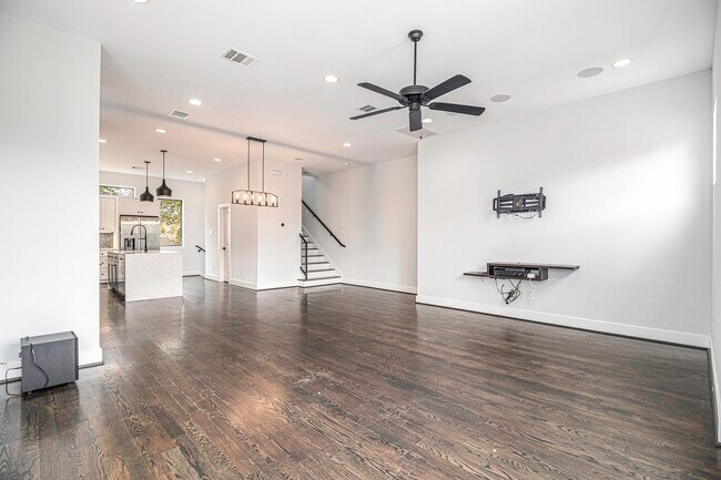Foto del edificio - 503 E 34th St