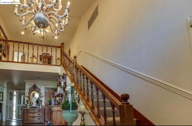 Foto del edificio - 7 San Andreas Dr