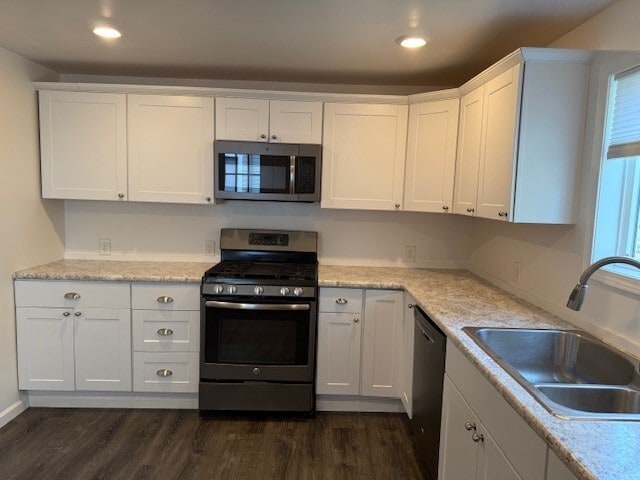 Foto del edificio - 123 Sterling St