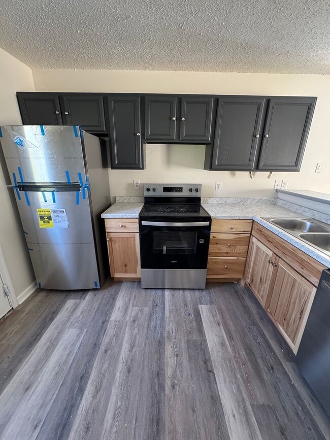 Building Photo - 1904-1906 Arlene Dr.