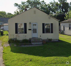 Building Photo - 1327 E 359th St