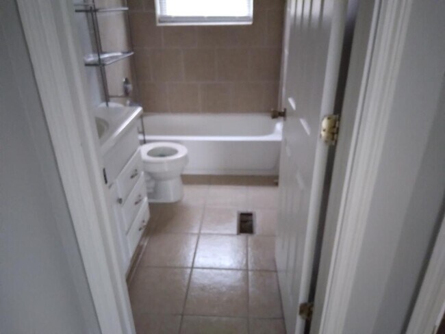 Foto del edificio - 50 Willowwood Drive, Unit 2