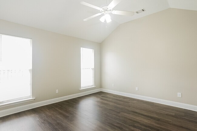 Foto del edificio - 3439 Grove Landing Cir