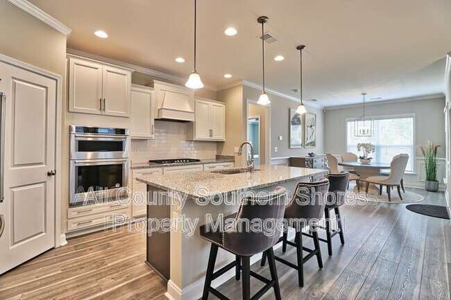 Building Photo - 7182 Sarteano Dr