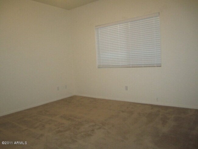 Foto del edificio - 11622 Washington St