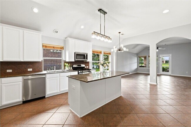 Foto del edificio - 26210 Christen Canyon Ln