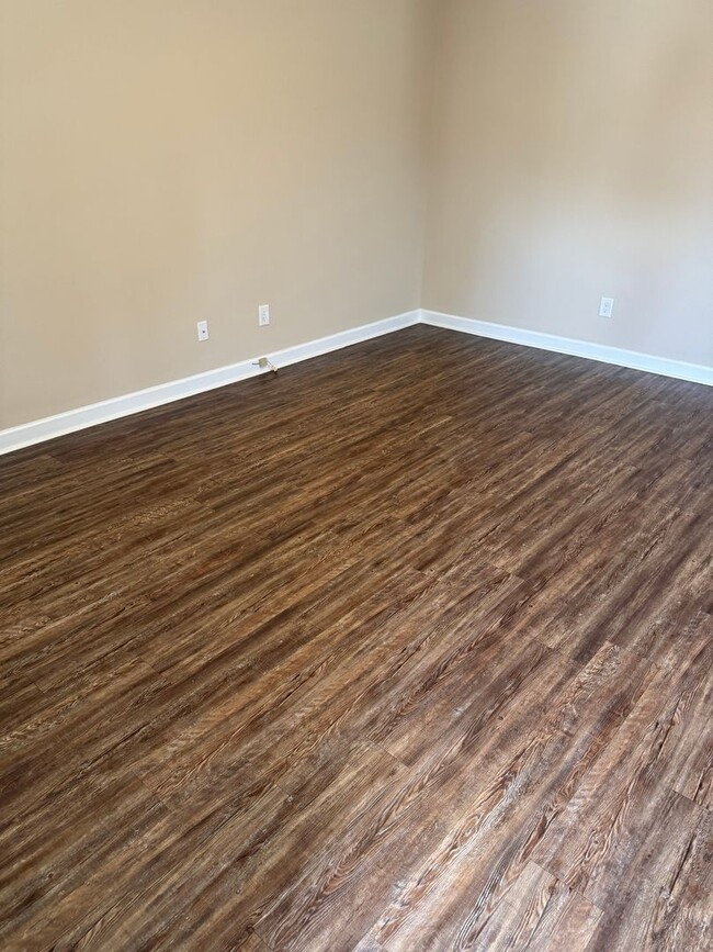 Building Photo - Like new home! Convenient Kannapolis locat...