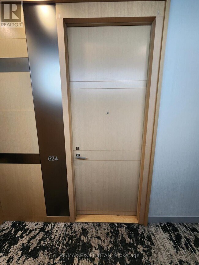 Building Photo - 39 Queens Quay E