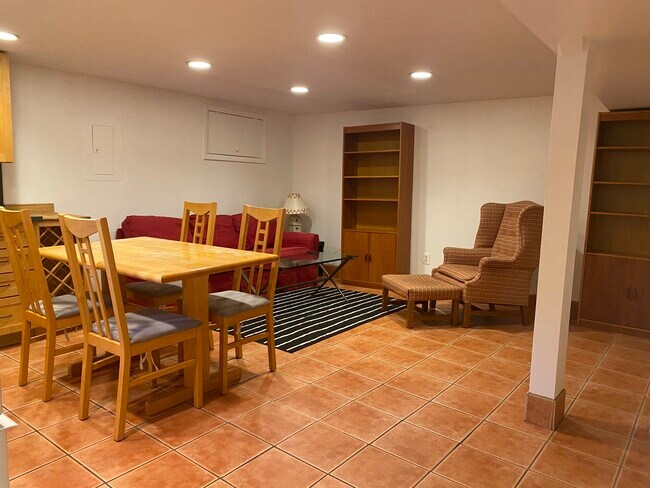 Foto del edificio - 3627 Cumberland St NW