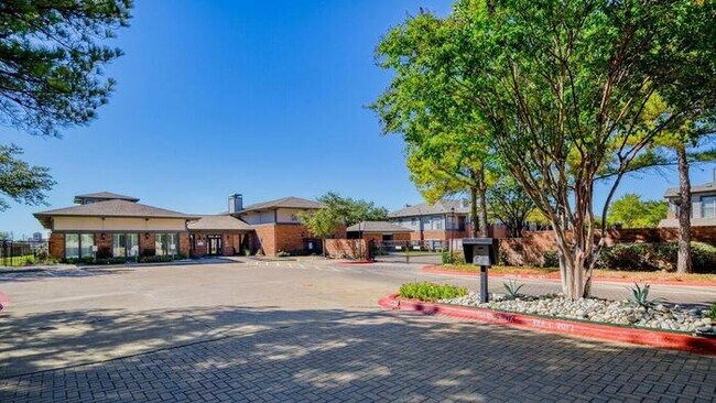 Foto del edificio - 3150 S Garrison Rd