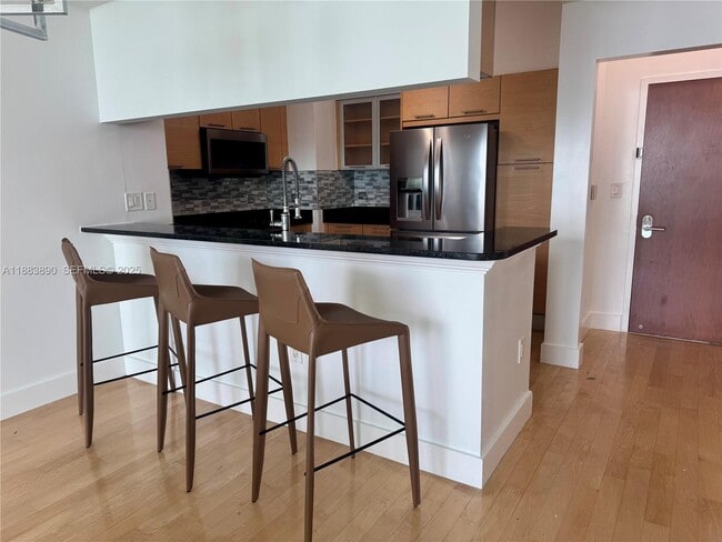 Building Photo - 31 SE 5th St