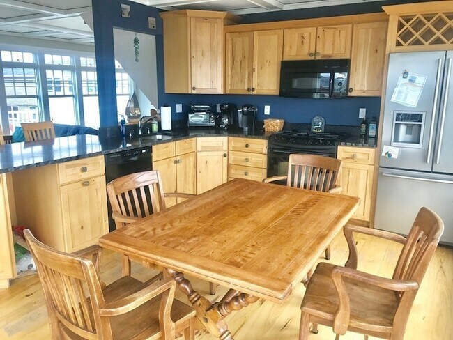 Foto del edificio - 85 Northern Blvd