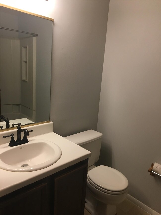 Foto del edificio - 830 Heather Ridge Dr