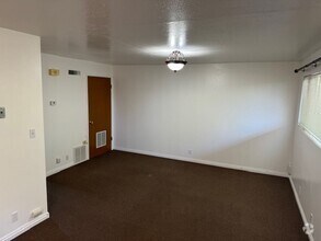 Building Photo - 266 N 300 E