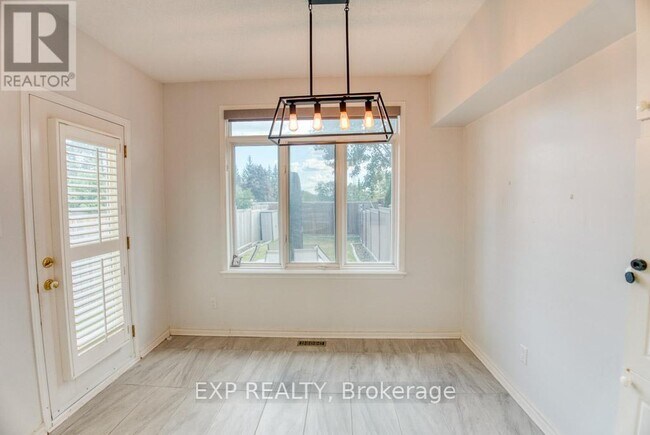 Building Photo - 4626 Ogilvie Walk Crescent