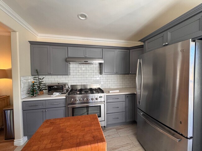 Foto del edificio - 1789 Walworth Ave