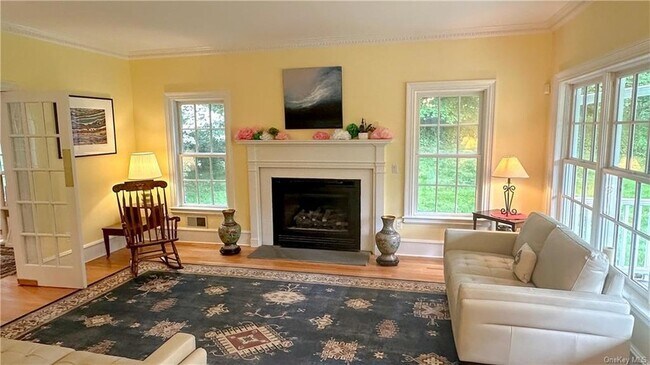 Building Photo - 26 Deveau Rd