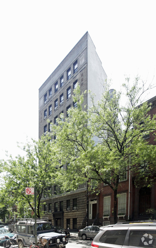 Foto principal - 56 West 11th Street