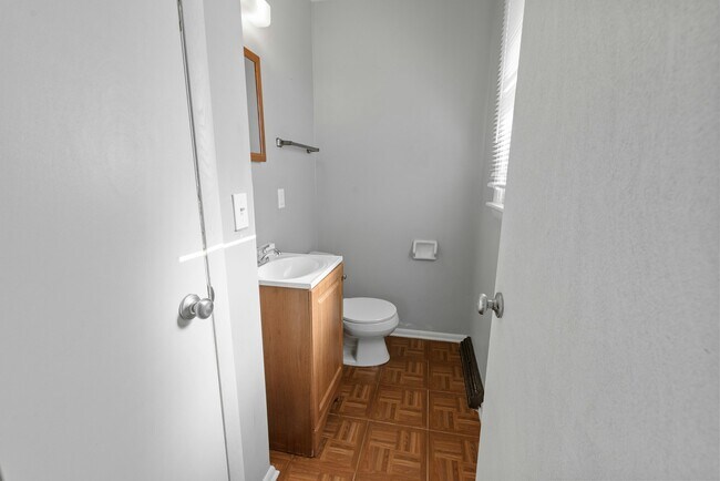 Foto del edificio - 6461 N 73rd St