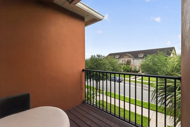 Building Photo - 6536 Calamondin Dr