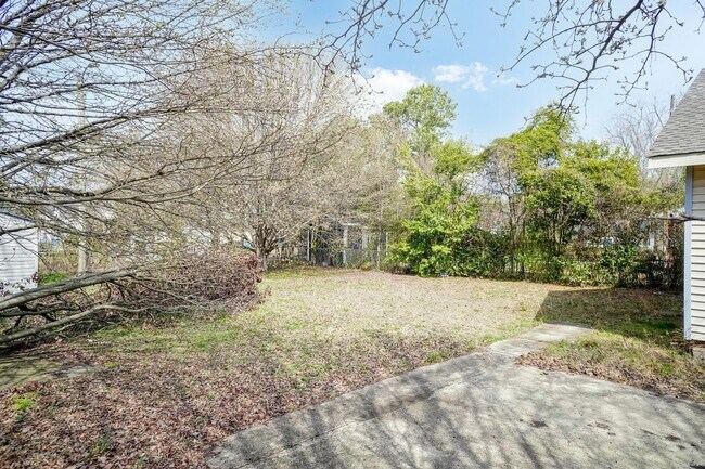 Foto del edificio - Gorgeous Three Bedroom Home!