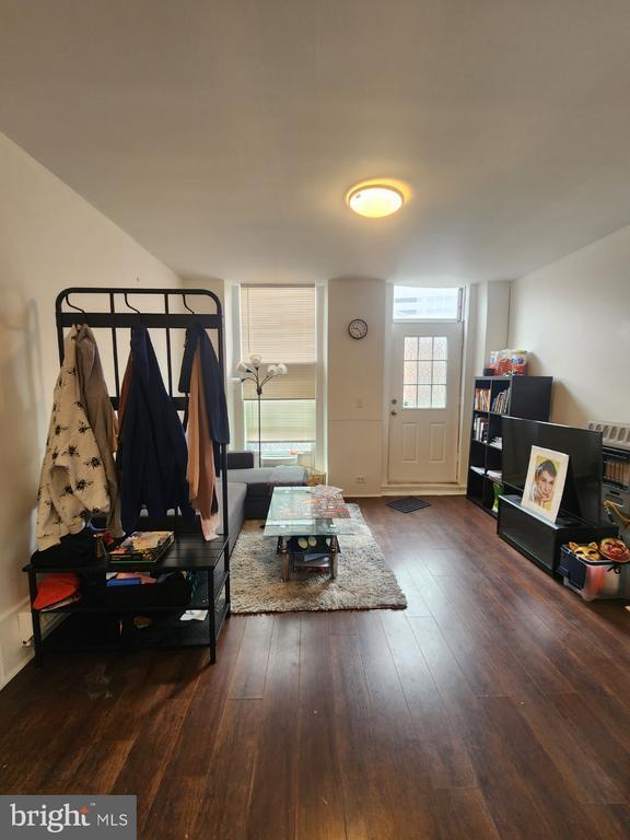 Foto principal - 38 N 40th St