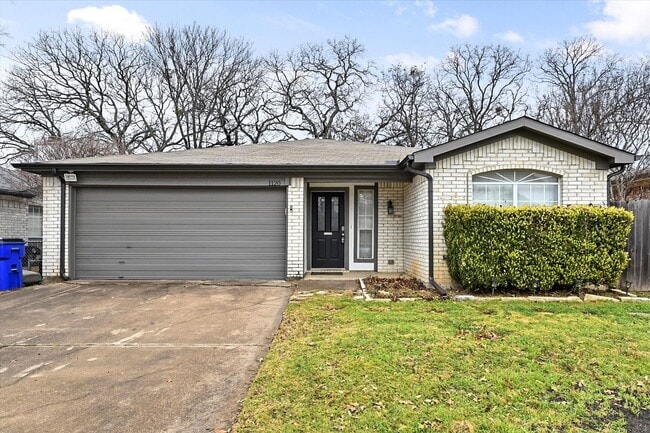 Building Photo - Renovated Mansfield 3 Bedroom