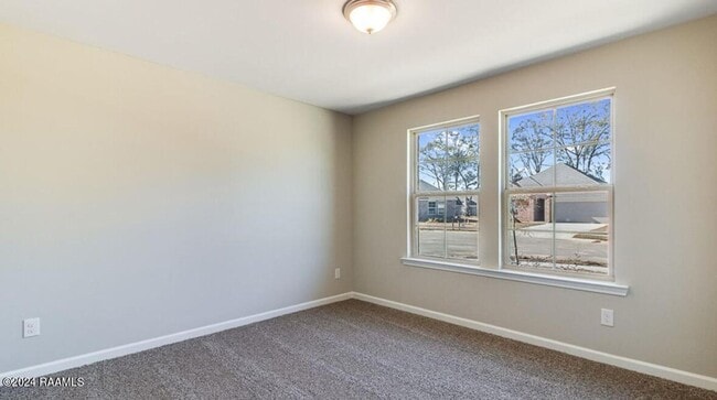 Building Photo - 4 Bed 2 Bath House For Rent