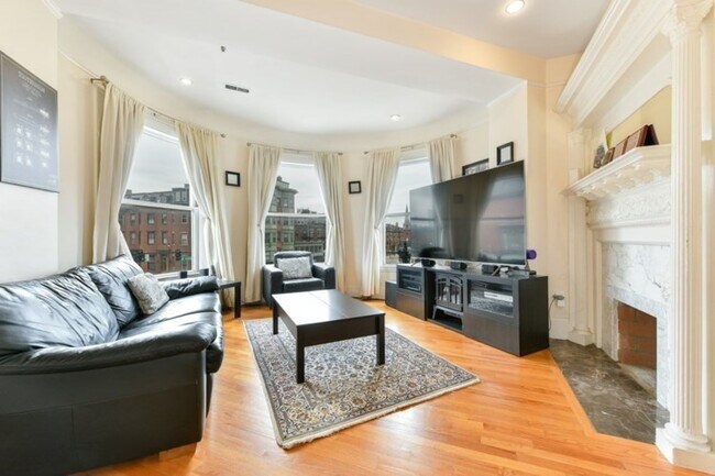 Living room 2 - 492 Massachusetts Ave