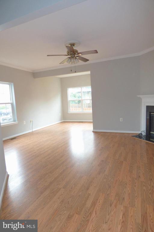 Building Photo - 552 Sparkleberry Terrace NE