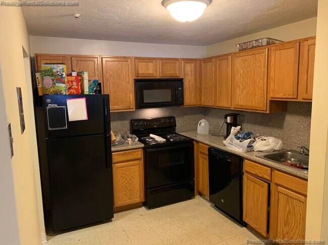 Foto del edificio - 740 Central St