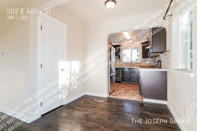 Foto del edificio - 502 E 46th St