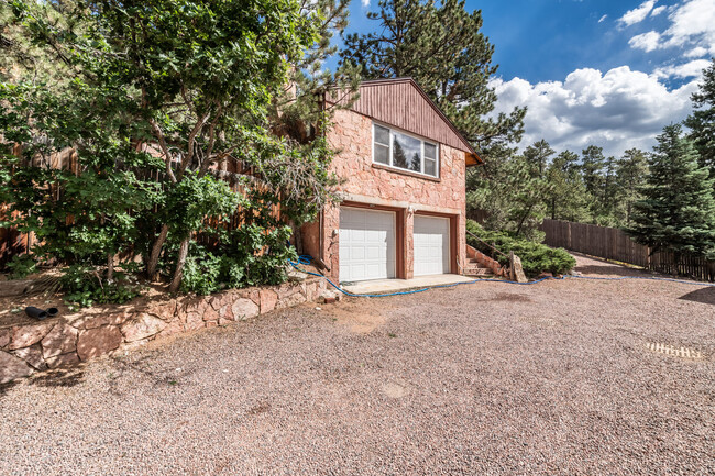Building Photo - 8154 W US Highway 24