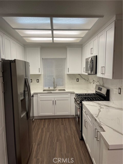 Foto del edificio - 6 Vía Contento