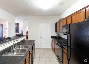 2BR, 2BA - 1382 SF - Copper Chase at Stones Crossing