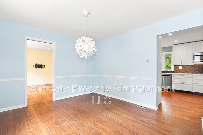 Foto del edificio - 957 Cherry Hill Rd