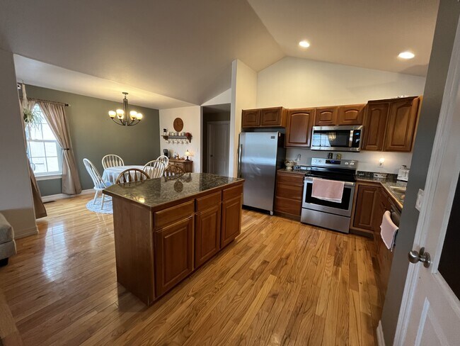 Foto del edificio - 312 High Meadows Dr