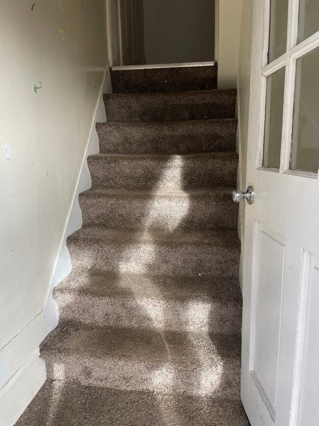 Un piso más arriba - 908 West Ave