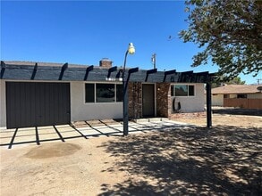 Building Photo - 15722 Sago Rd