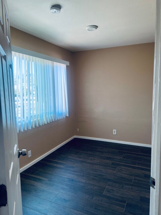 Foto del edificio - 2124 90th Ave