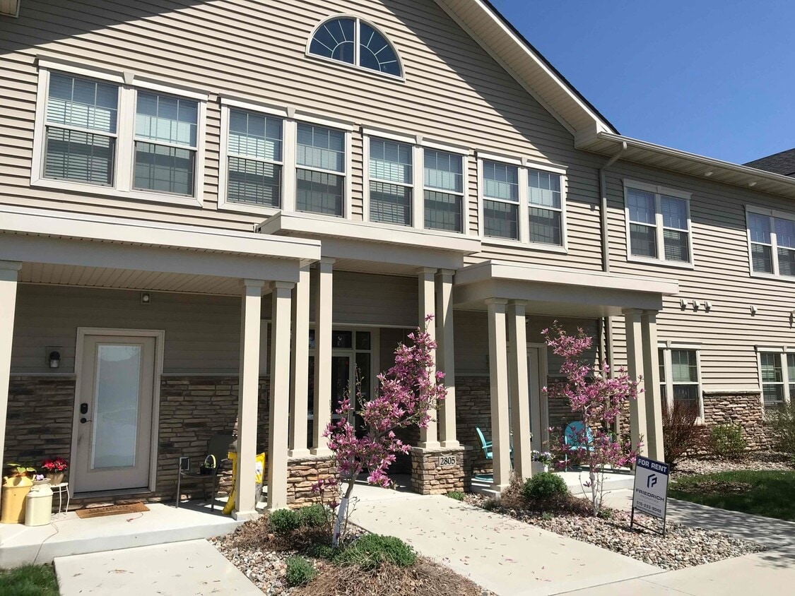 Foto principal - 2815 Northridge Pkwy