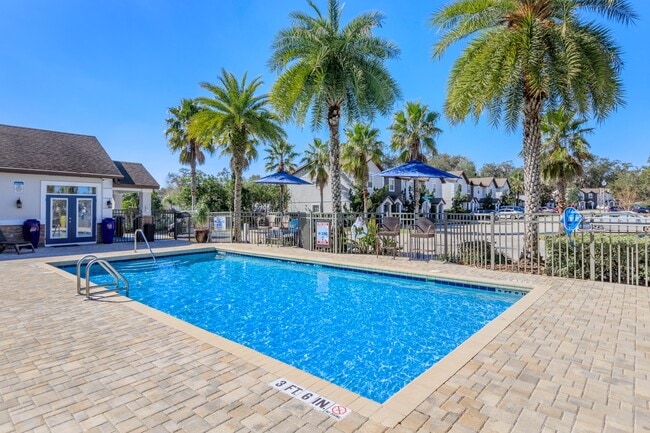 Building Photo - Carmendy Square Apartments