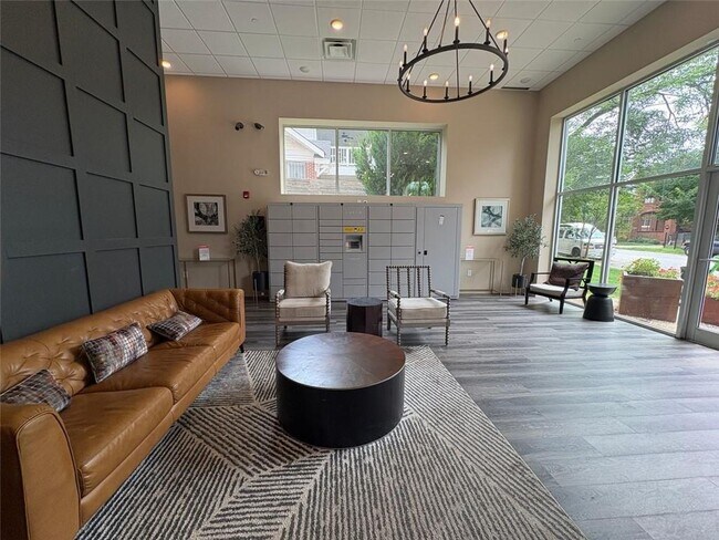 Foto del edificio - 525 Parkway Dr