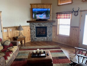 Building Photo - 5085 Trumpeter Rd