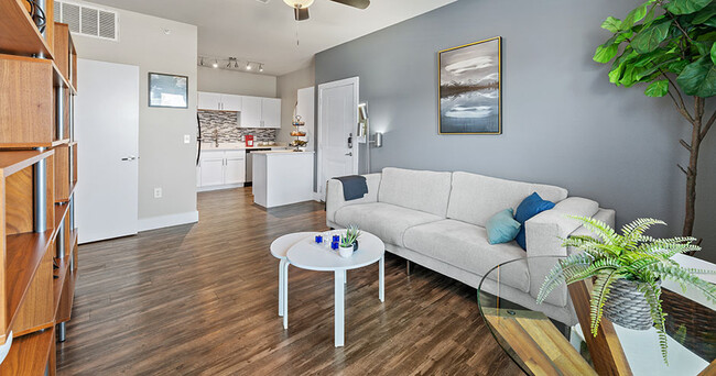 Building Photo - Parallax @ Georgetown Apartments