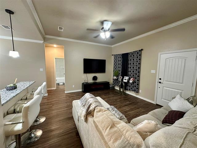 Foto del edificio - 1003 Rebekah Dr