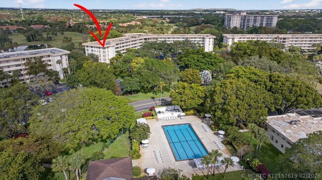 Foto del edificio - 3960 Oaks Clubhouse Dr