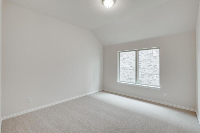 Foto del edificio - 16625 Hidden Cove Dr